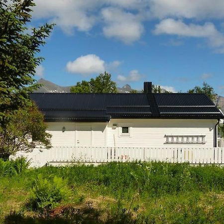 Cozy Apartment Between Sea And Mountains Mefjordvær Exterior photo