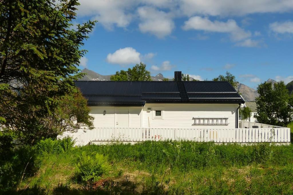 Cozy Apartment Between Sea And Mountains Mefjordvær Exterior photo